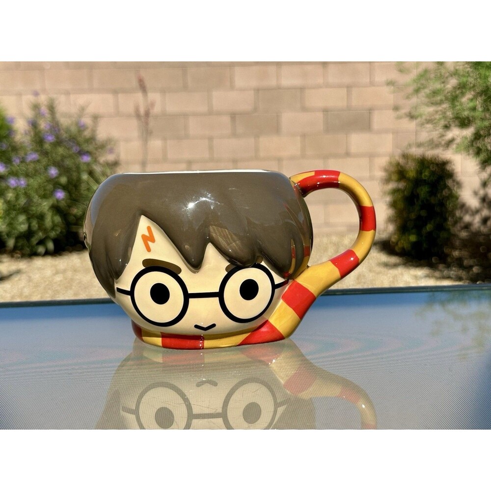 Harry Potter Face Figural Coffee tea mug Silver Buffalo 26 oz Ceramic Novelty